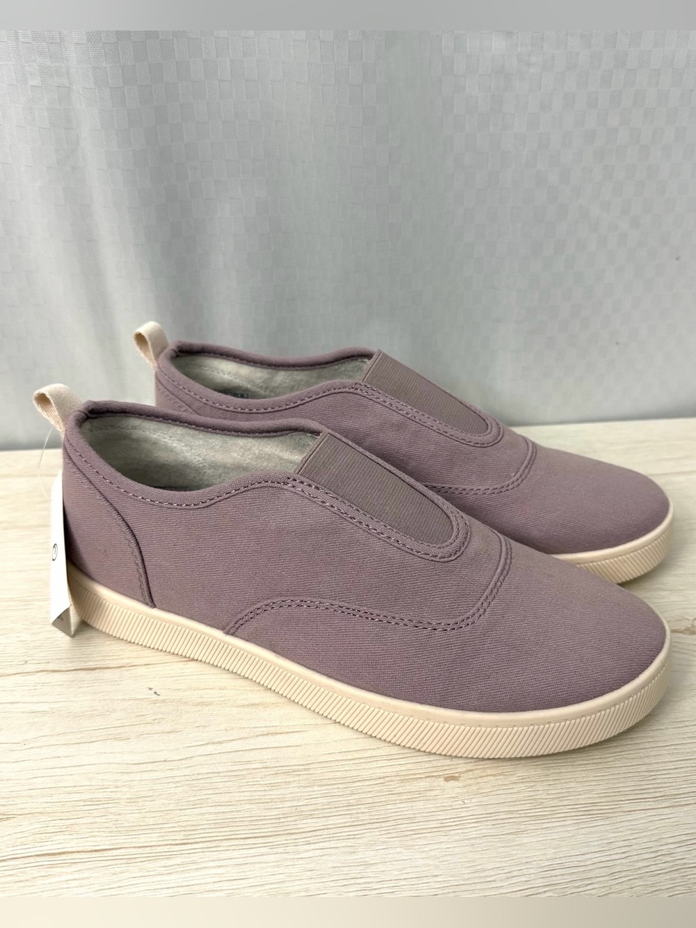 Vionic Beach Cobalt Slip On Sneakers Women’s Size 7.5 Purple Comfort